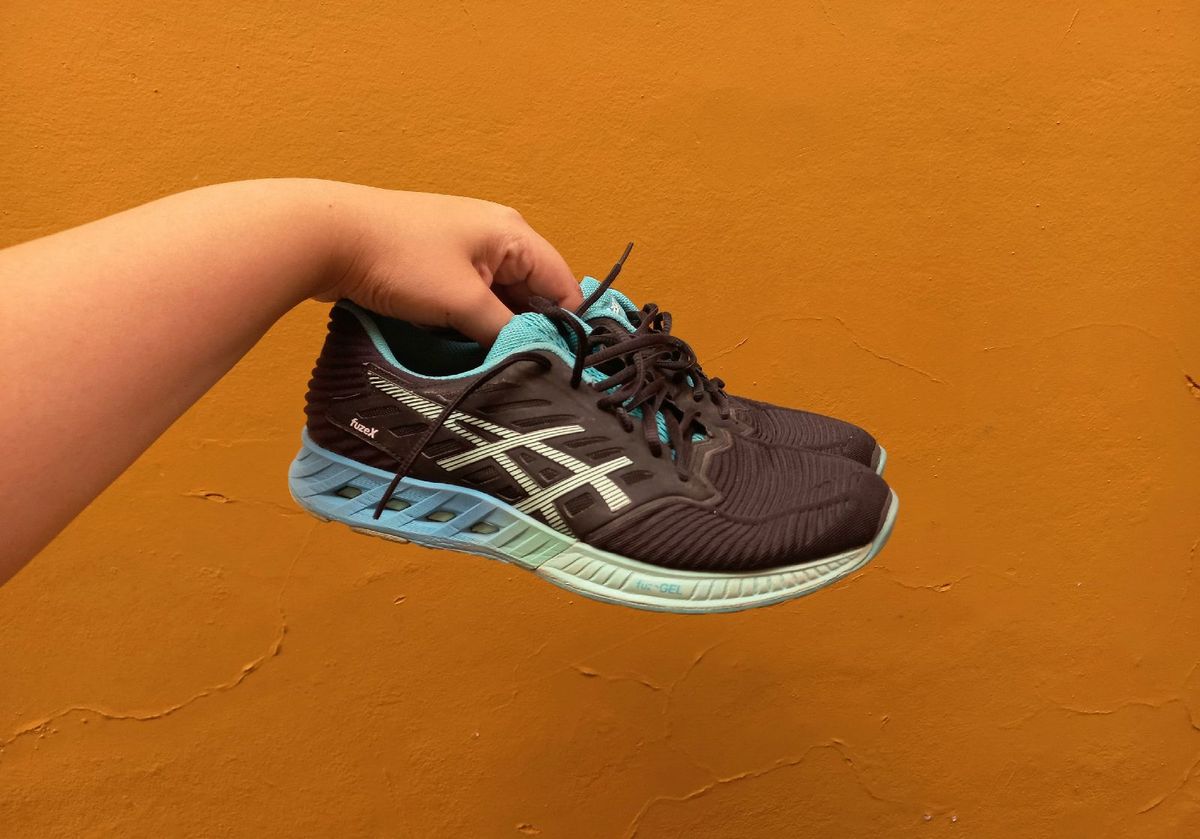 Tenis Asics Fuzex Gel Tamanho 37 Preto e Azul Tenis Feminino Asics Usado 89821749 enjoei