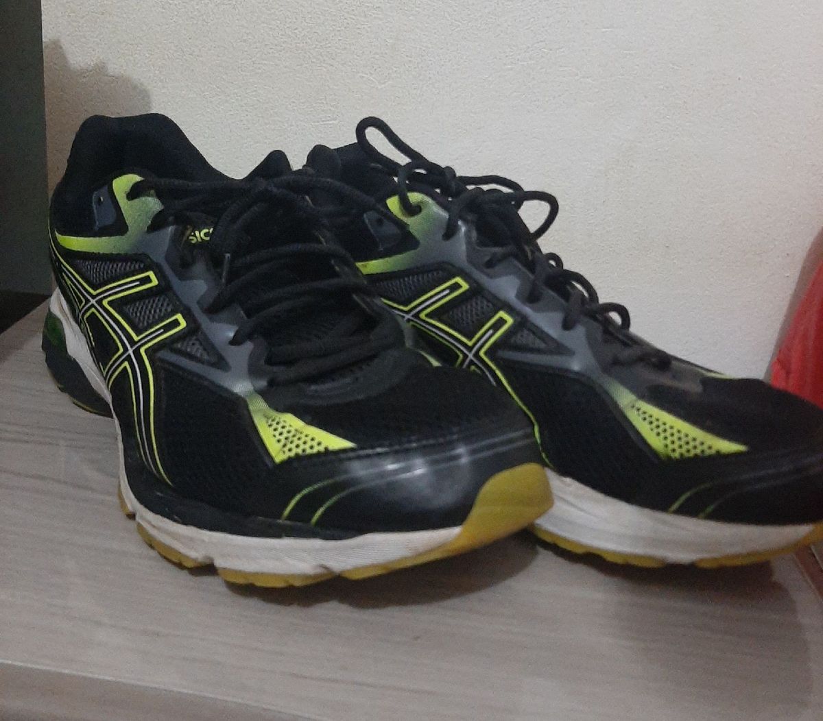 tenis asics masculino 43