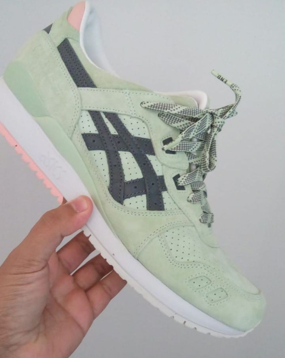 asics wasabi