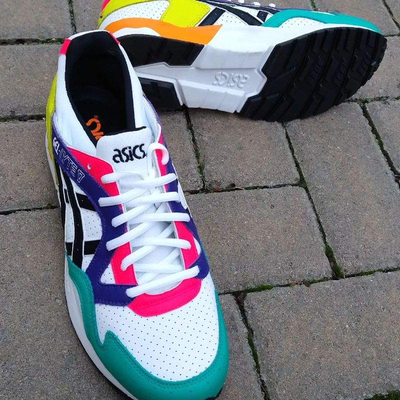 Asics best sale colorful sneakers