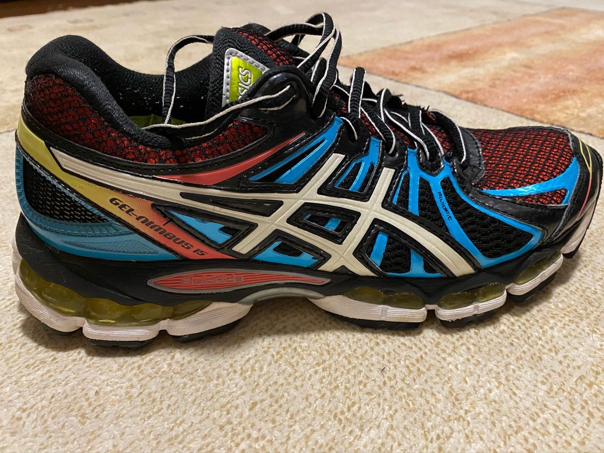 tenis asics nimbus 15