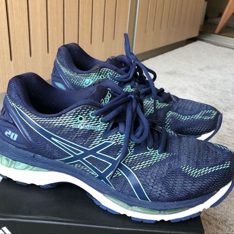 Asics nimbus store 20 feminino azul