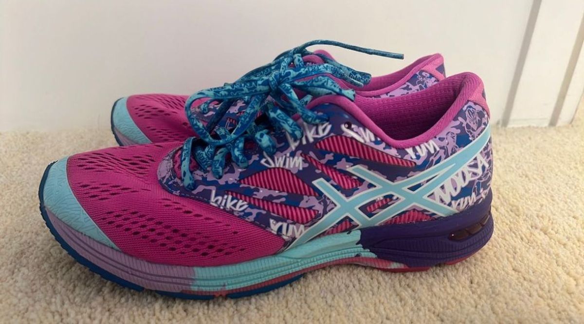 Asics best sale noosa 10