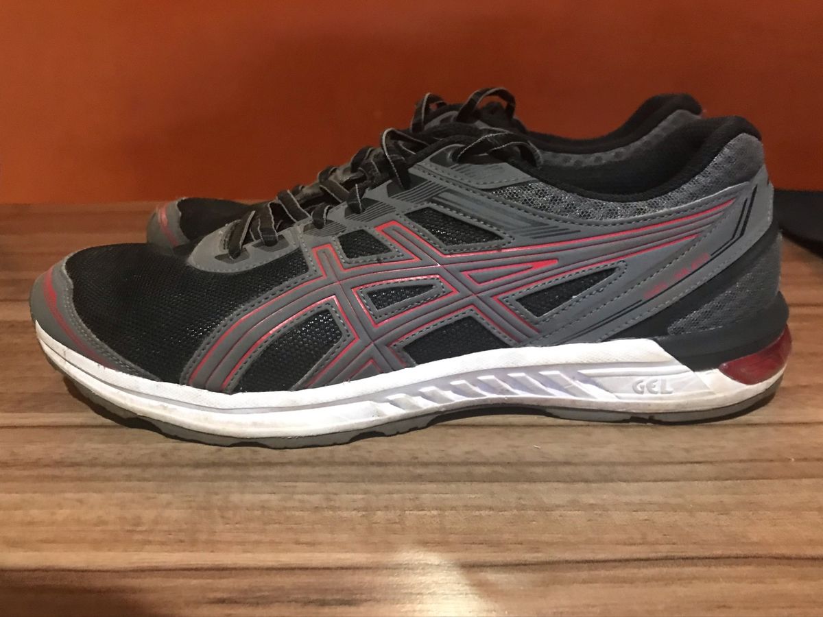 tenis asics gel sileo