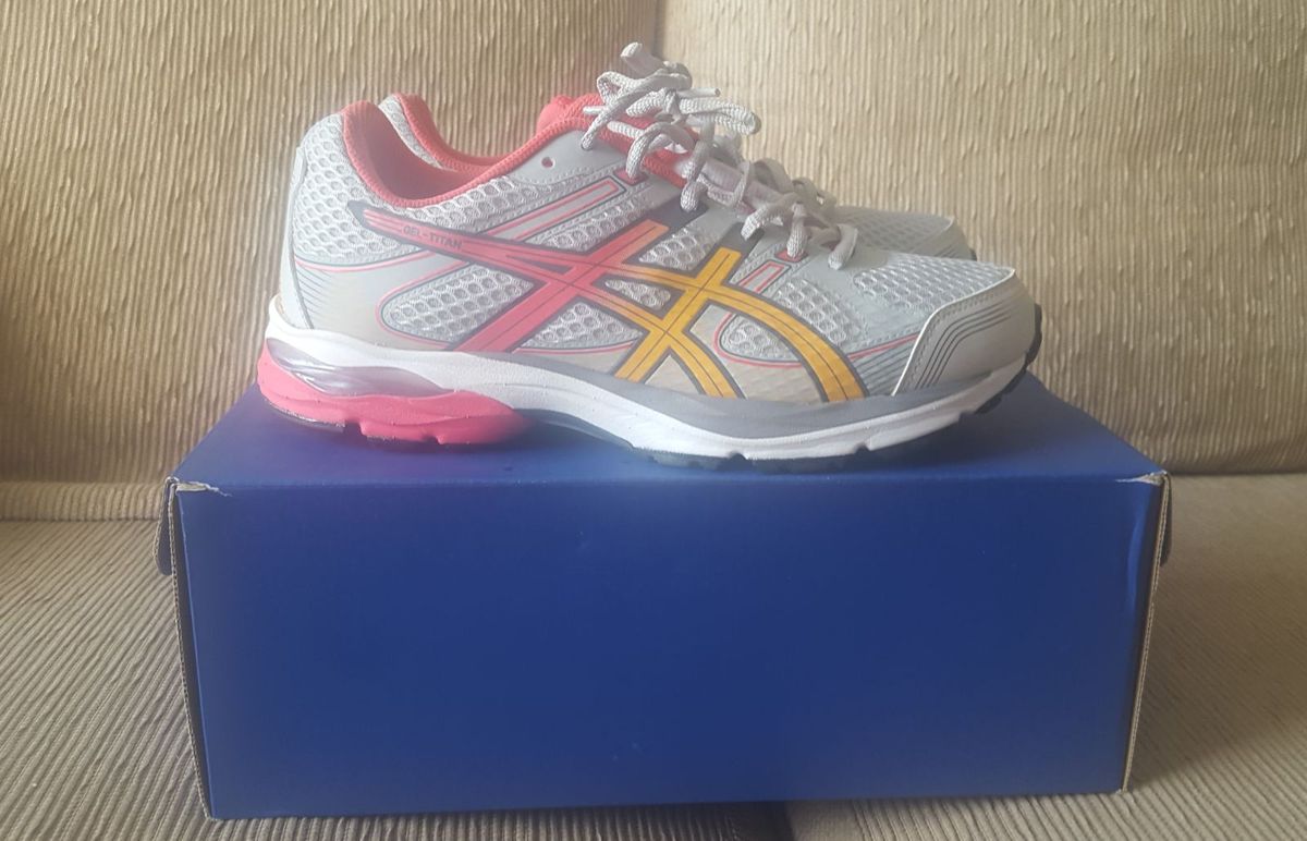 tenis asics gel titan feminino