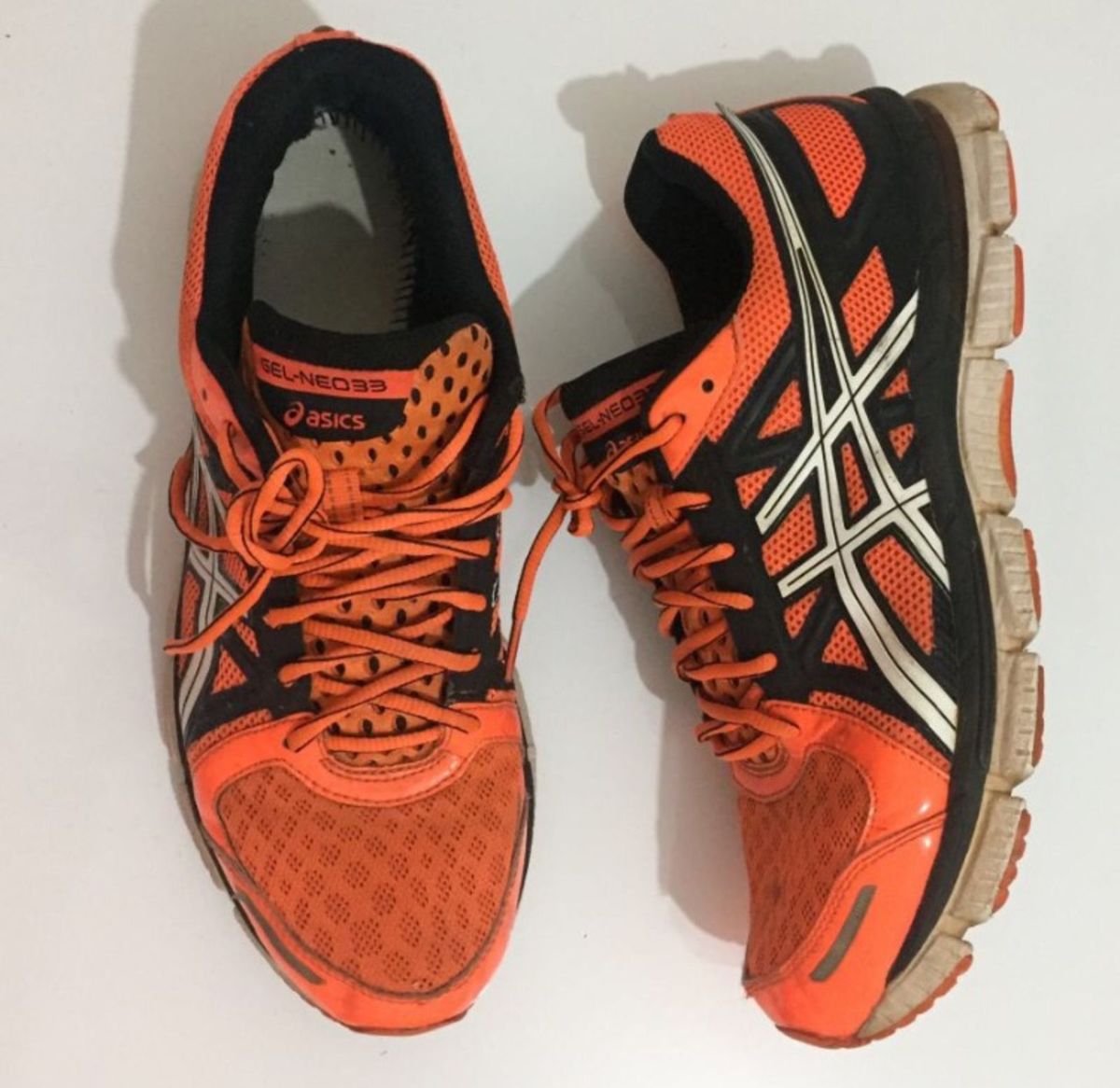 tenis asics laranja