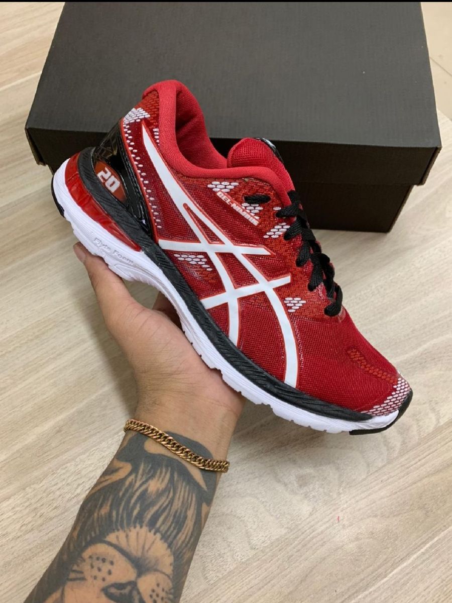 tenis asics masculino para academia