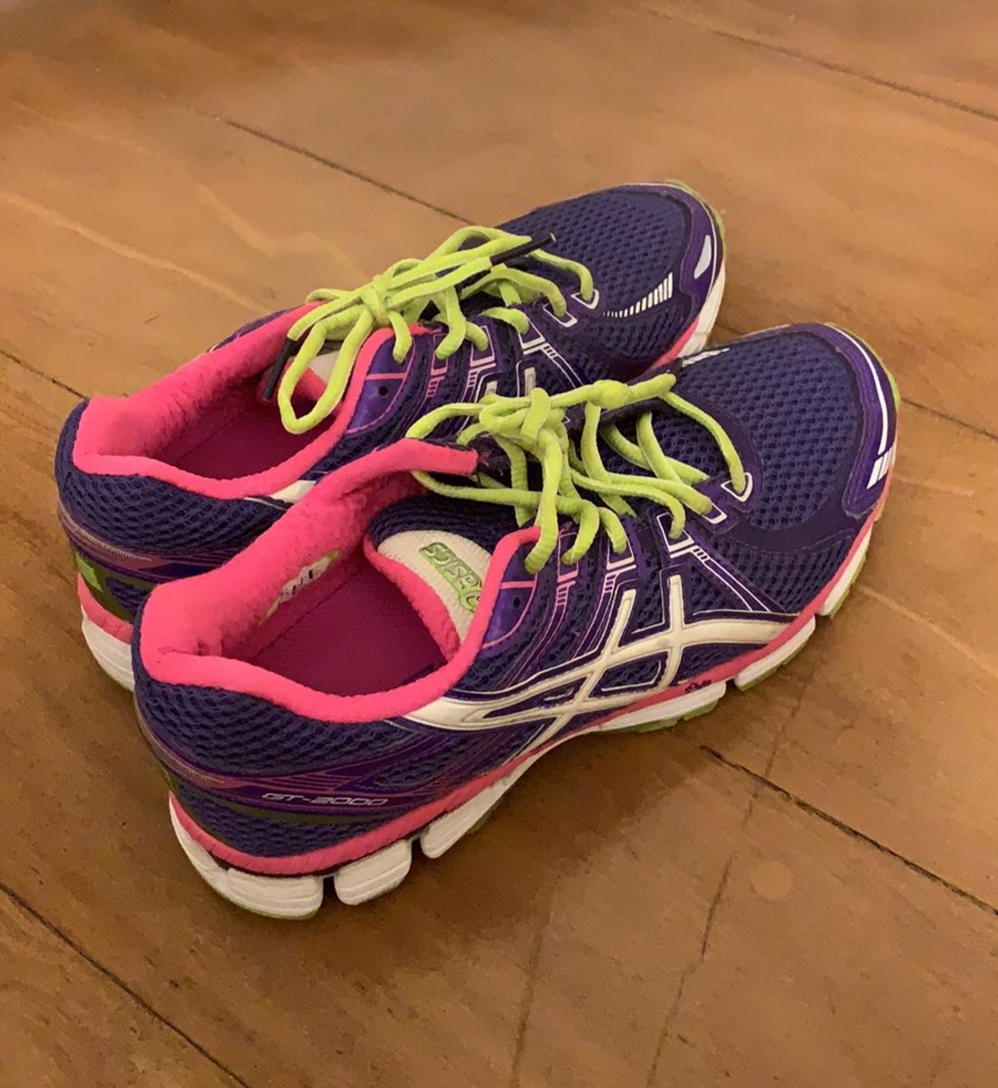 tênis asics original