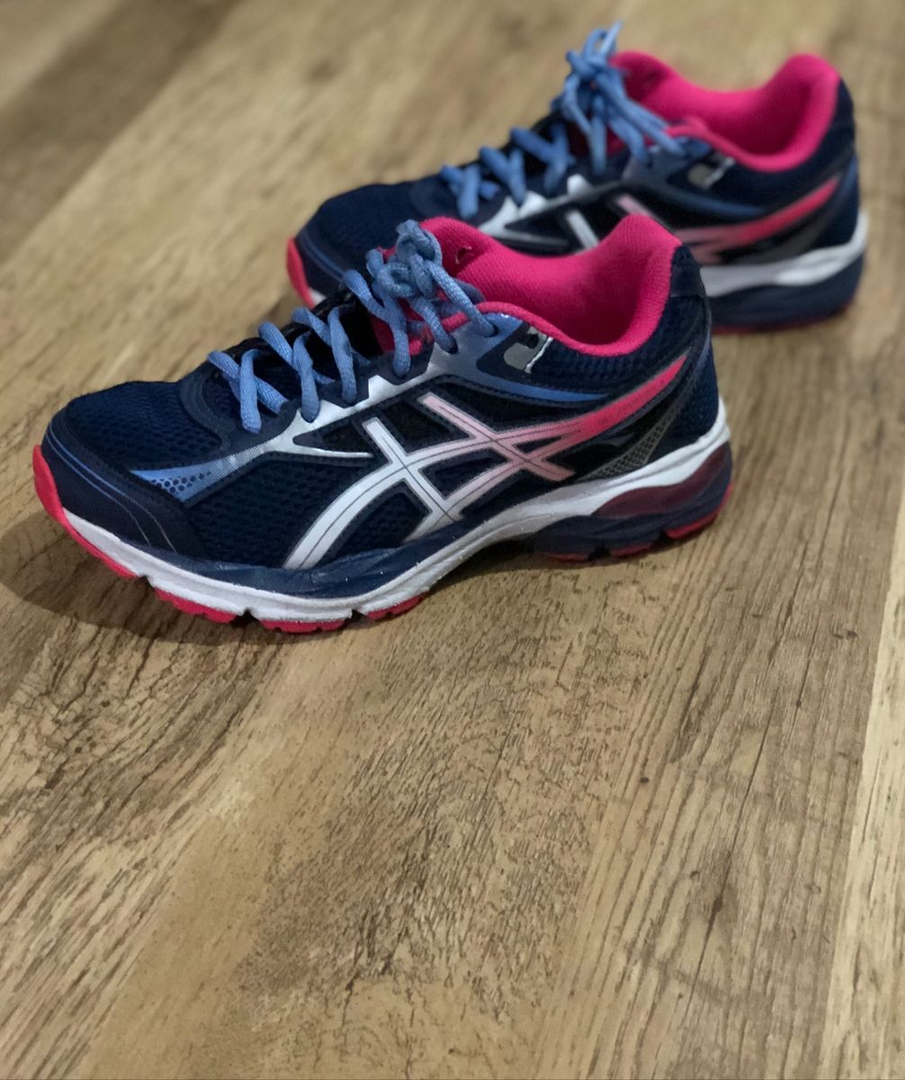 tenis asics feminino azul marinho com rosa