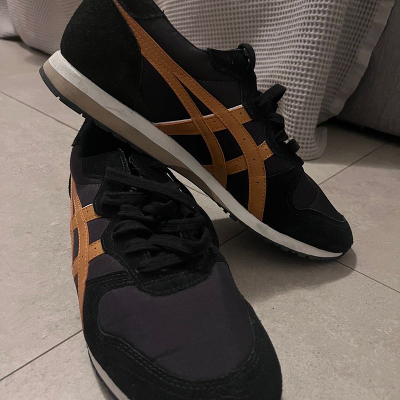 Tênis asics tiger deals oc runner preto