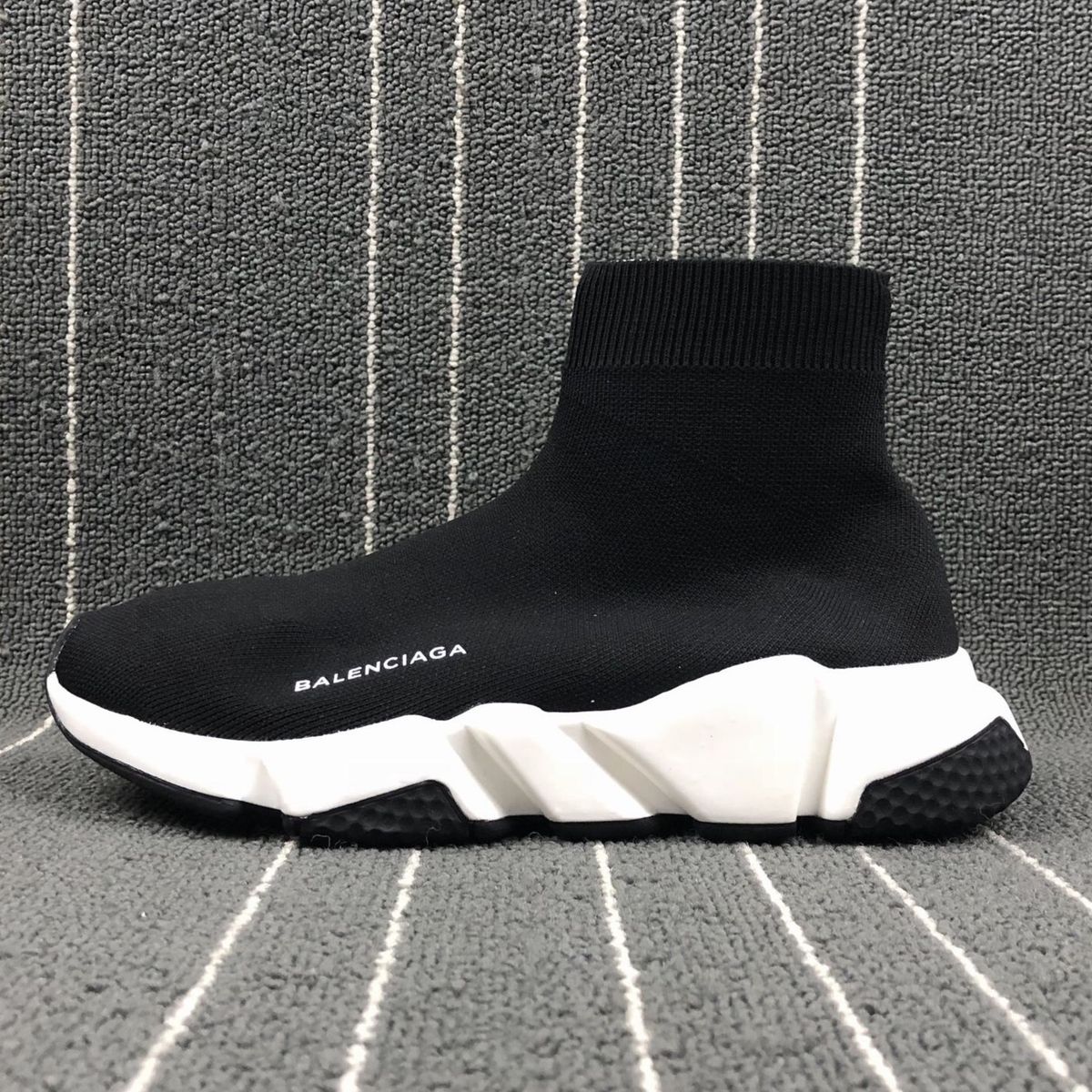 balenciaga 38 cm