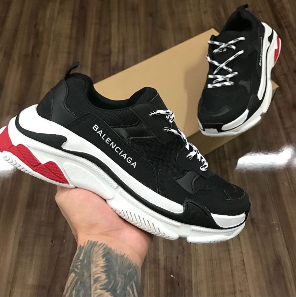 tenis branco super confortavel