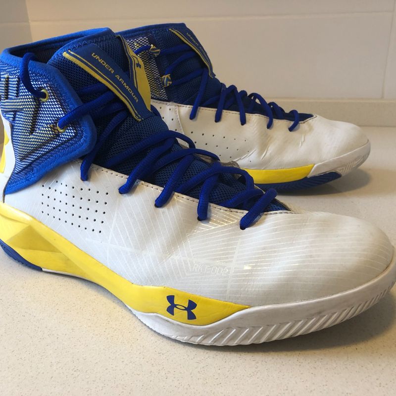 Under armour rocket on sale 2 basketball shoes