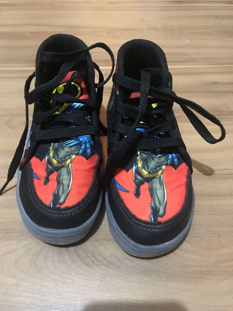 tenis batman com luz
