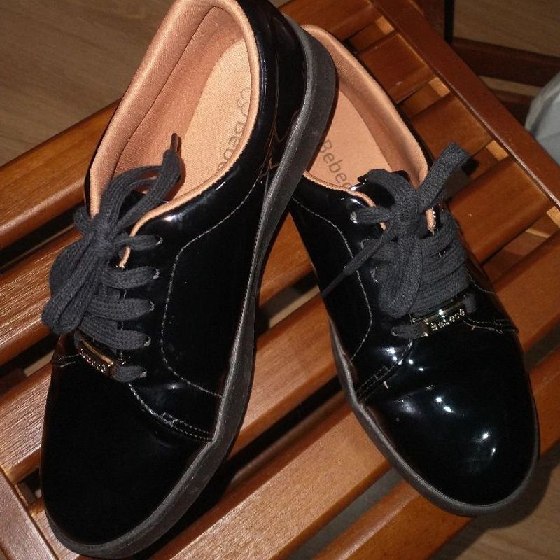 Tenis bebece hot sale preto verniz