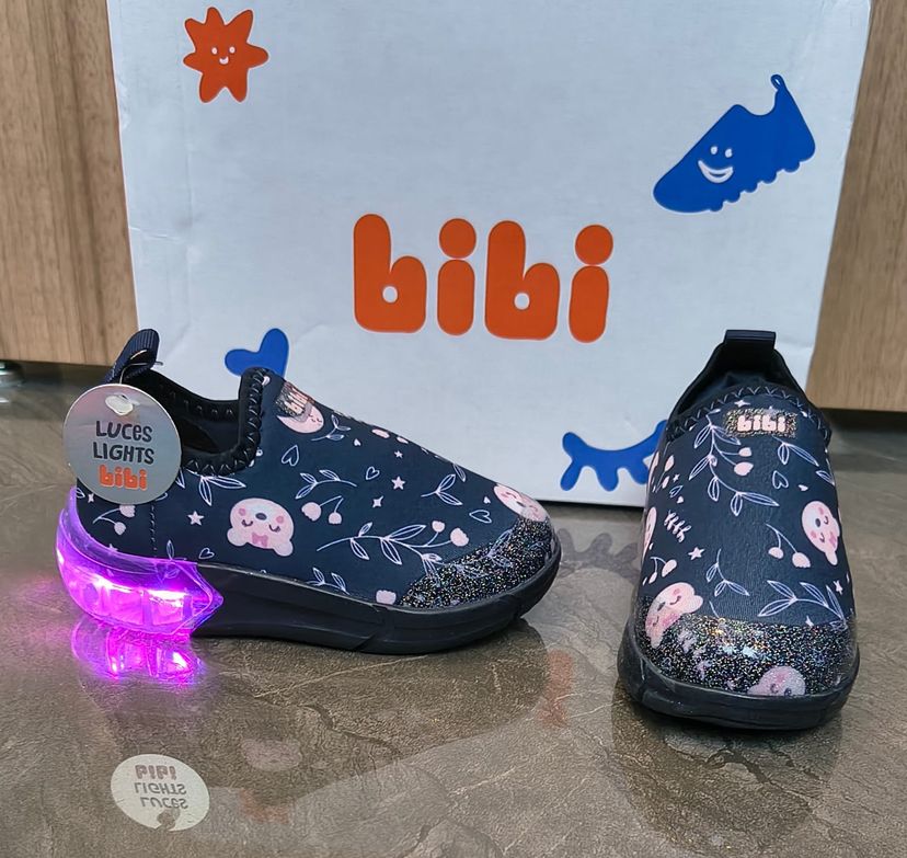 Tênis Bibi Led | Calçado Infantil para Meninas Bibi Nunca Usado ...