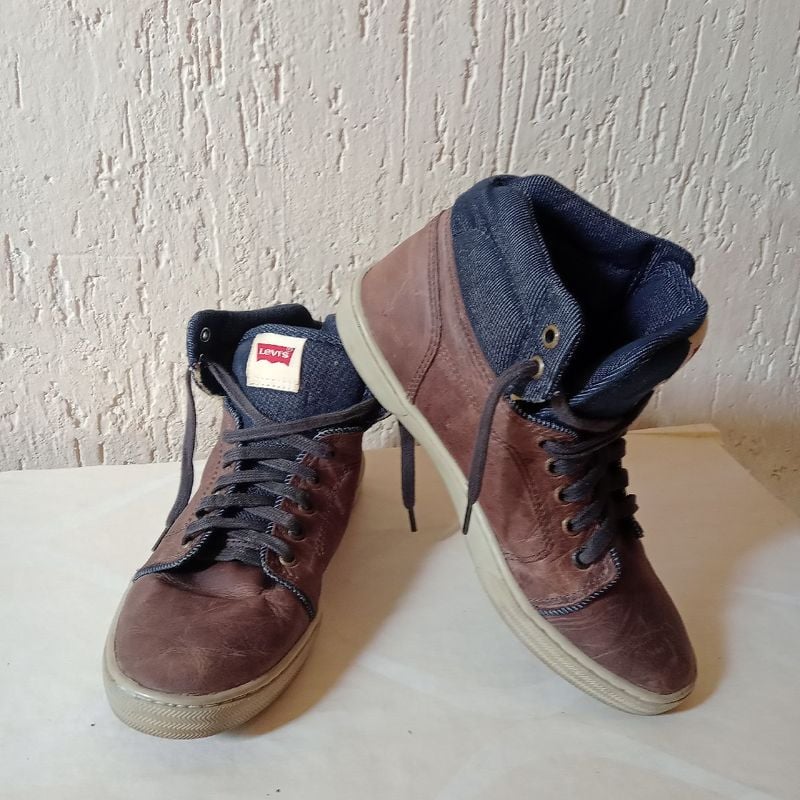 Levis bota sales