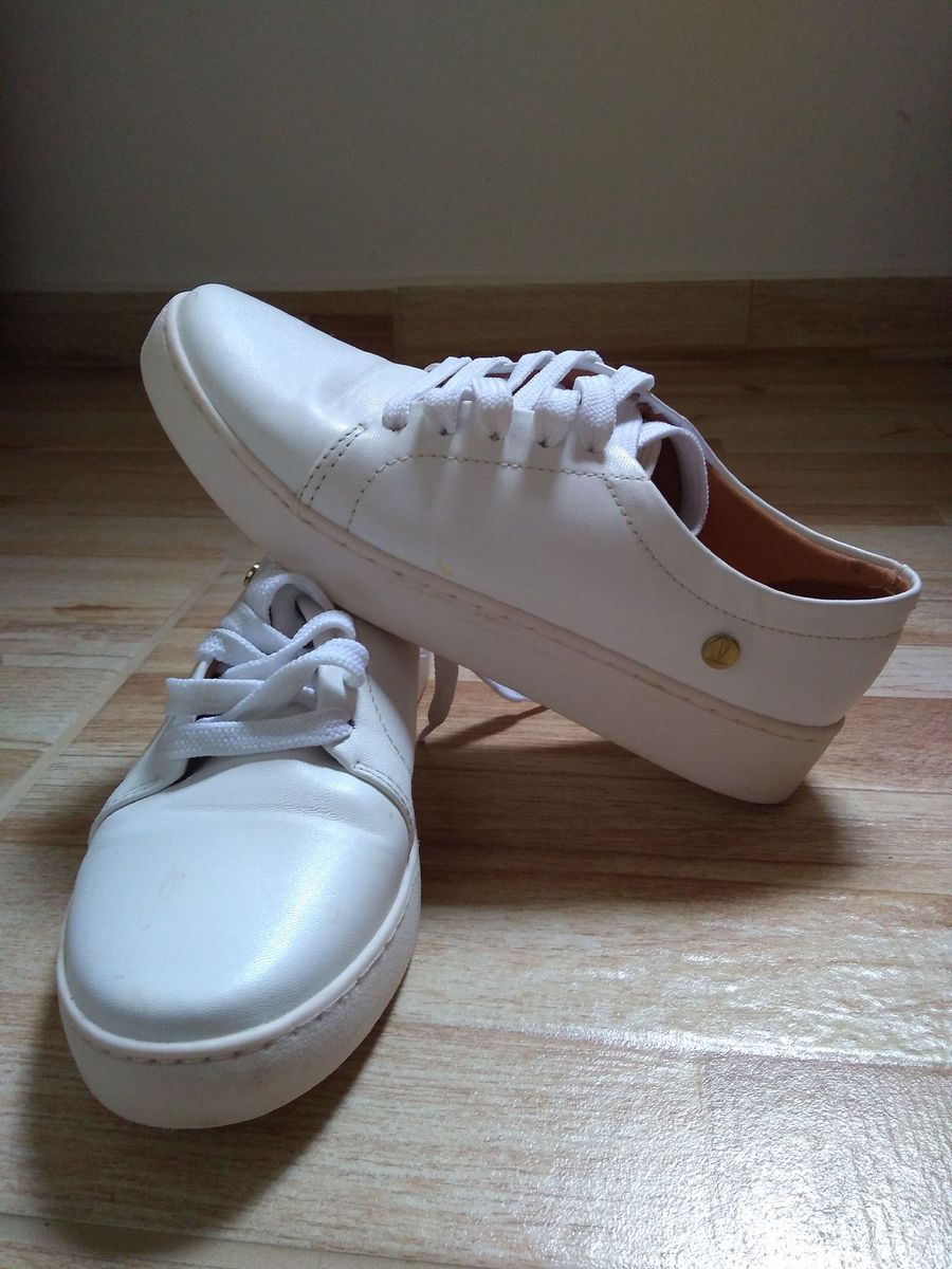 tenis vizzano de couro