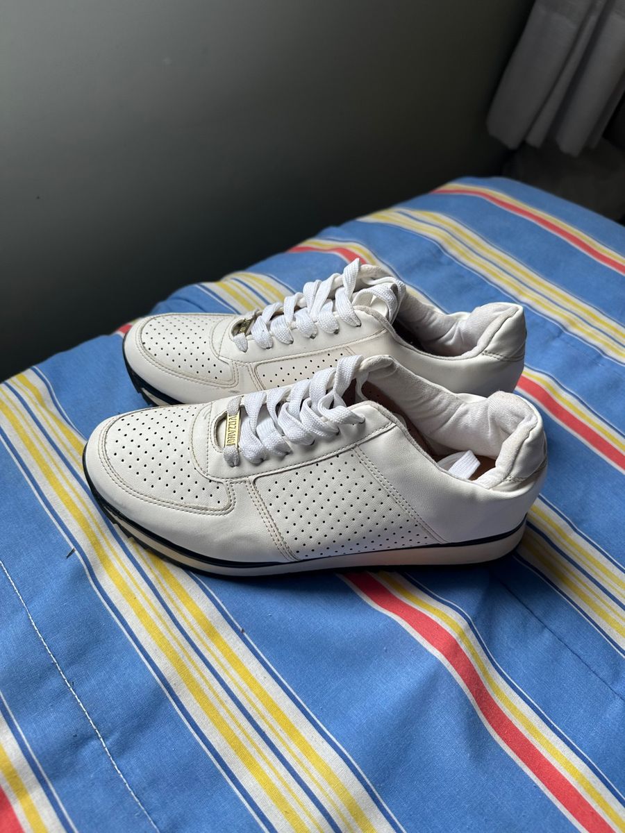 Tenis branco vizzano store 2018