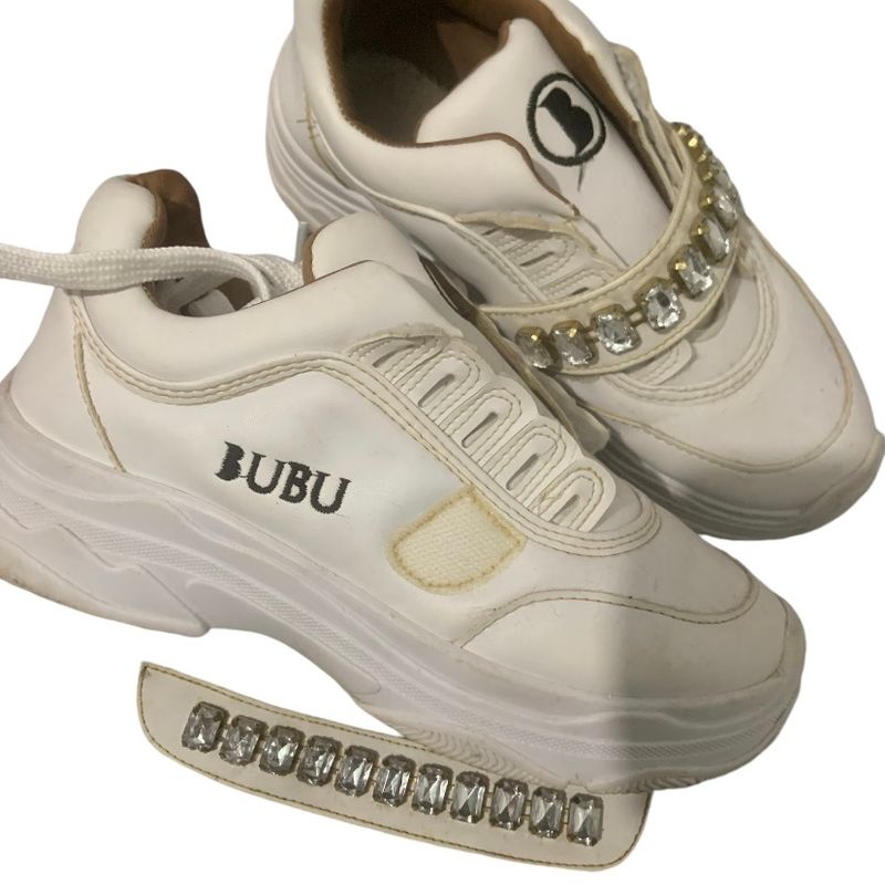 Tênis Bubu Branco Pedraria em Tênis Feminino Bubu Usado 107460047  enjoei