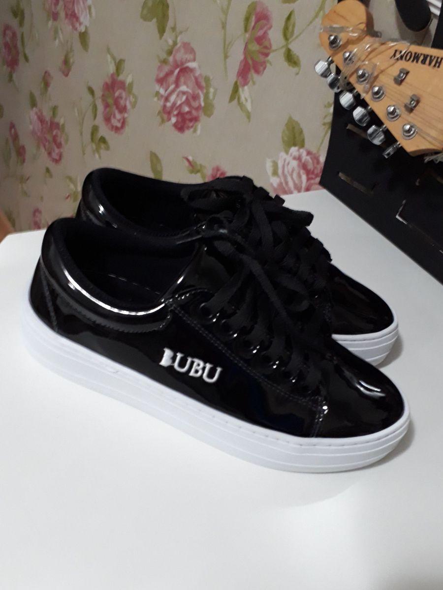 tenis da bubu preto