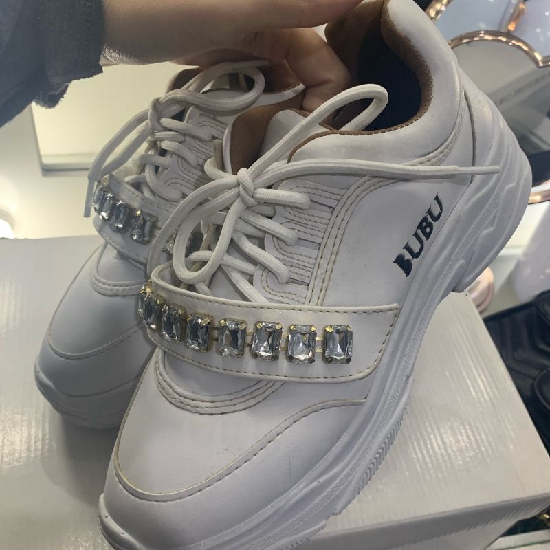 Strass TÃªnis Bubu TENIS BUBU STRASS FURTA COR 1036 BUBU Sami Store