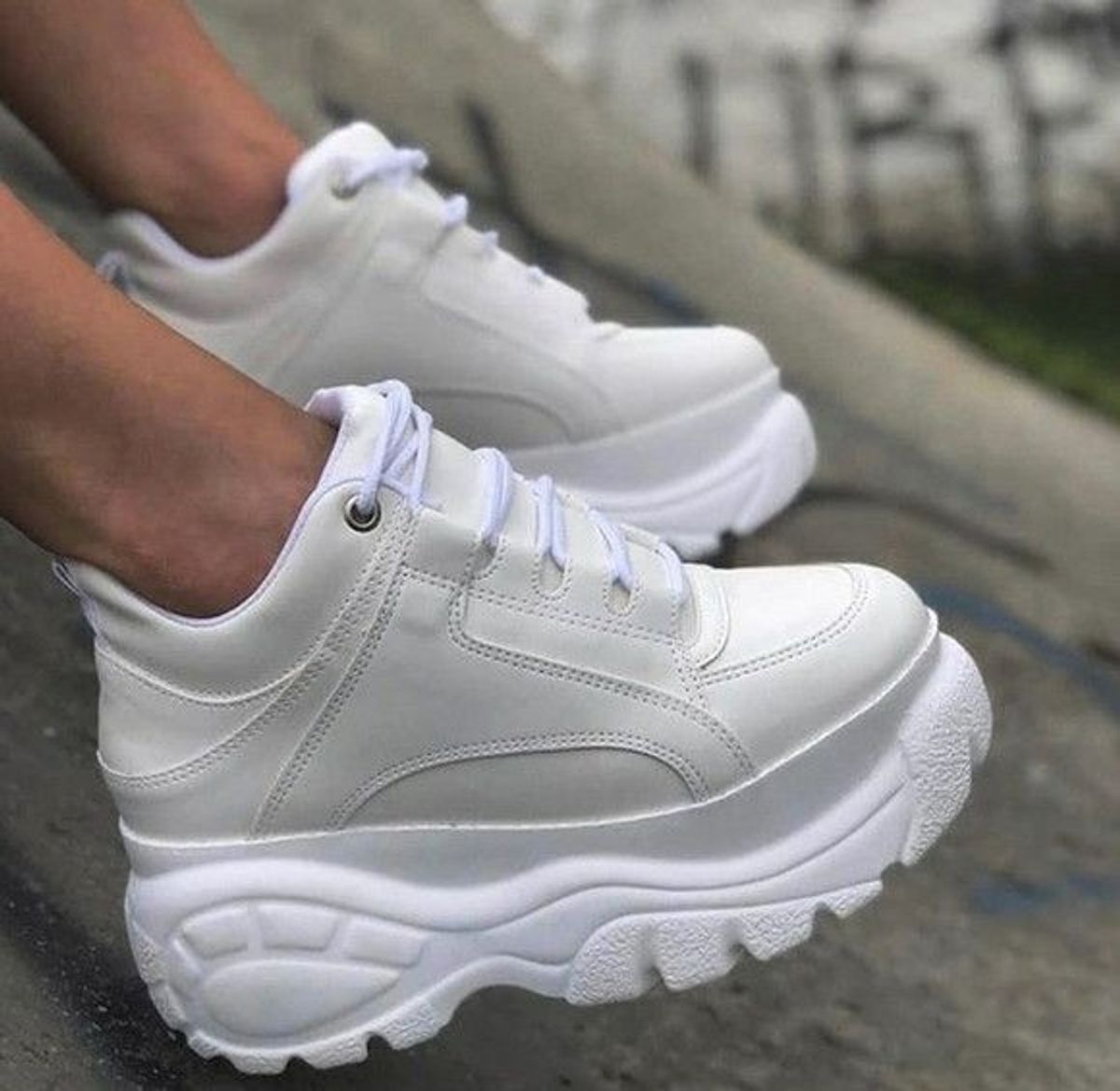 tenis buffalo branco