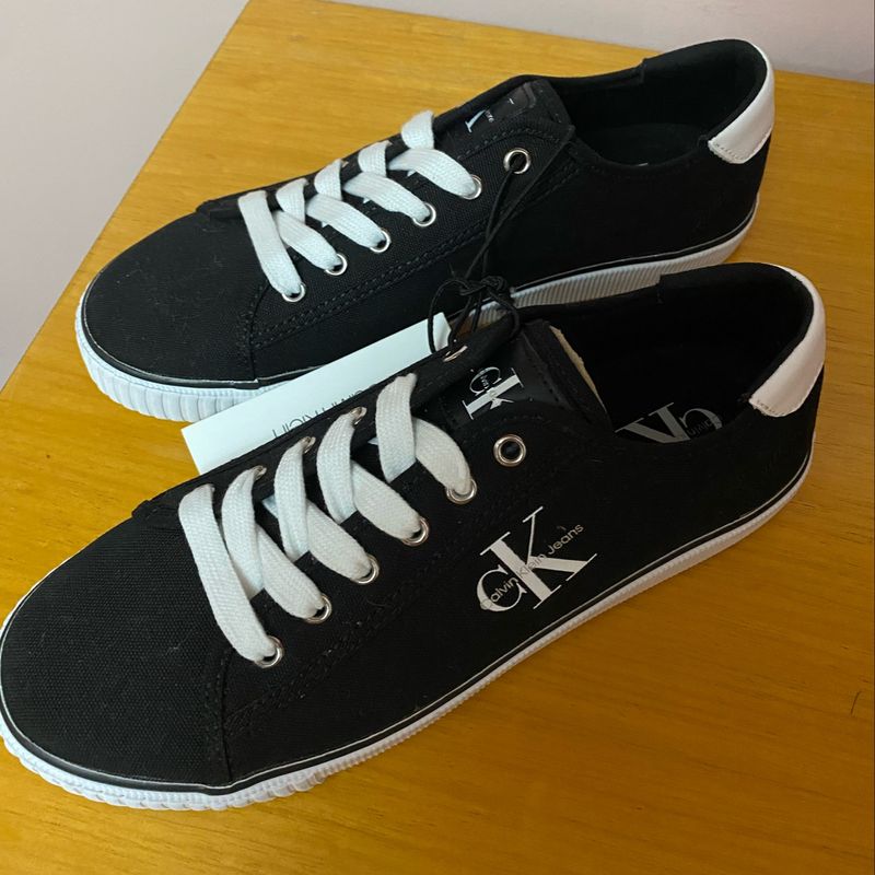 Tenis calvin store klein feminino preto