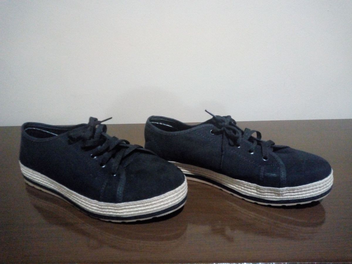 tenis camurça preto