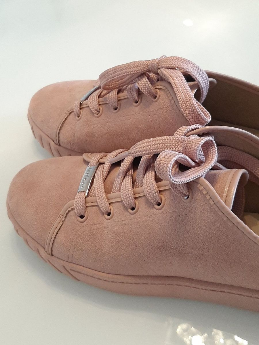 tênis camurça moleca