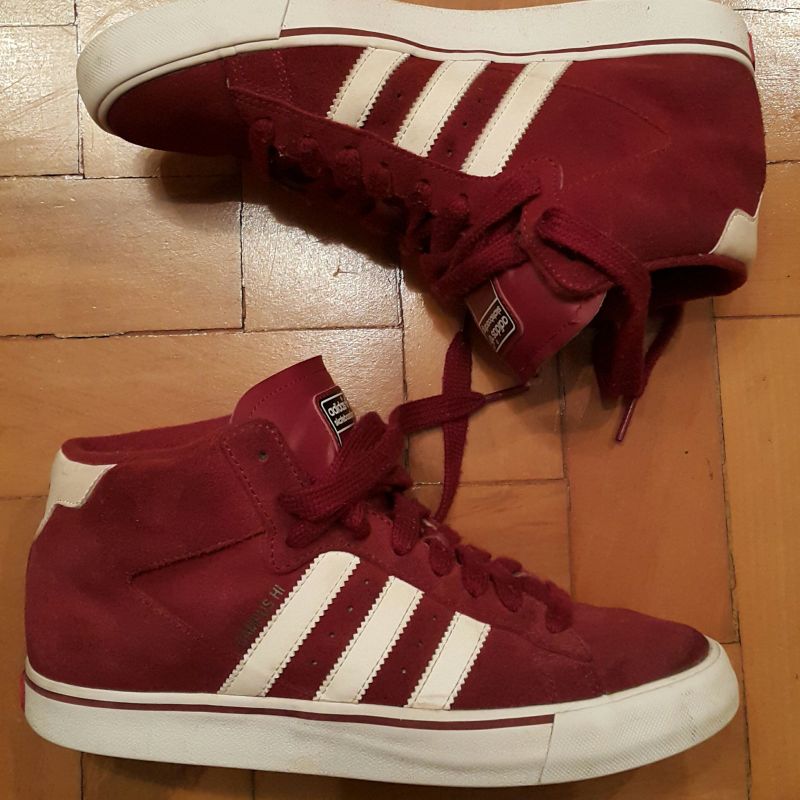 Adidas cano 2024 alto vermelho