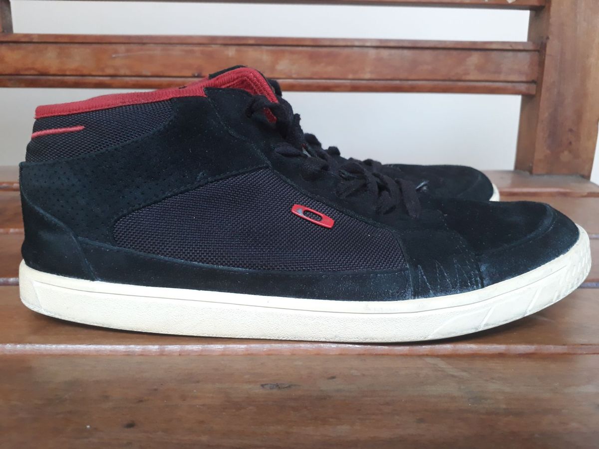 oakley tenis cano alto