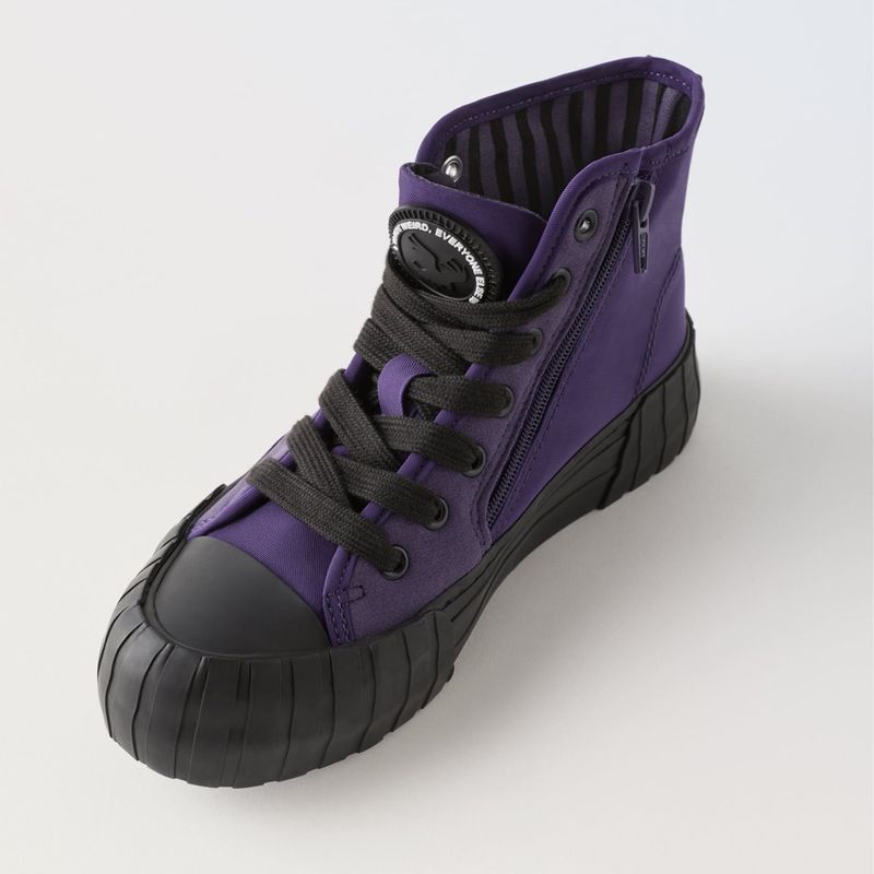 Tênis Cano Alto Roxo Zara X Wandinha (Wednesday Addams) | Zara