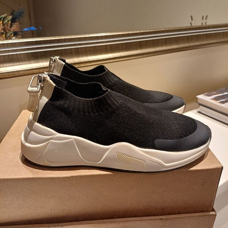 Guess Women's Sneakers Fever Feminino Tênis Fiever Tênis Feminino