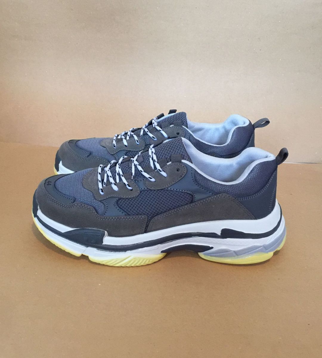 tenis chunky balenciaga