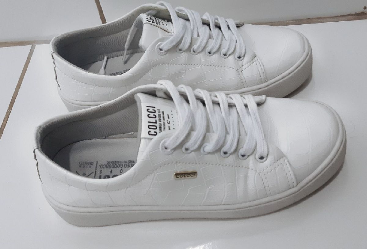 tenis da colcci feminino branco