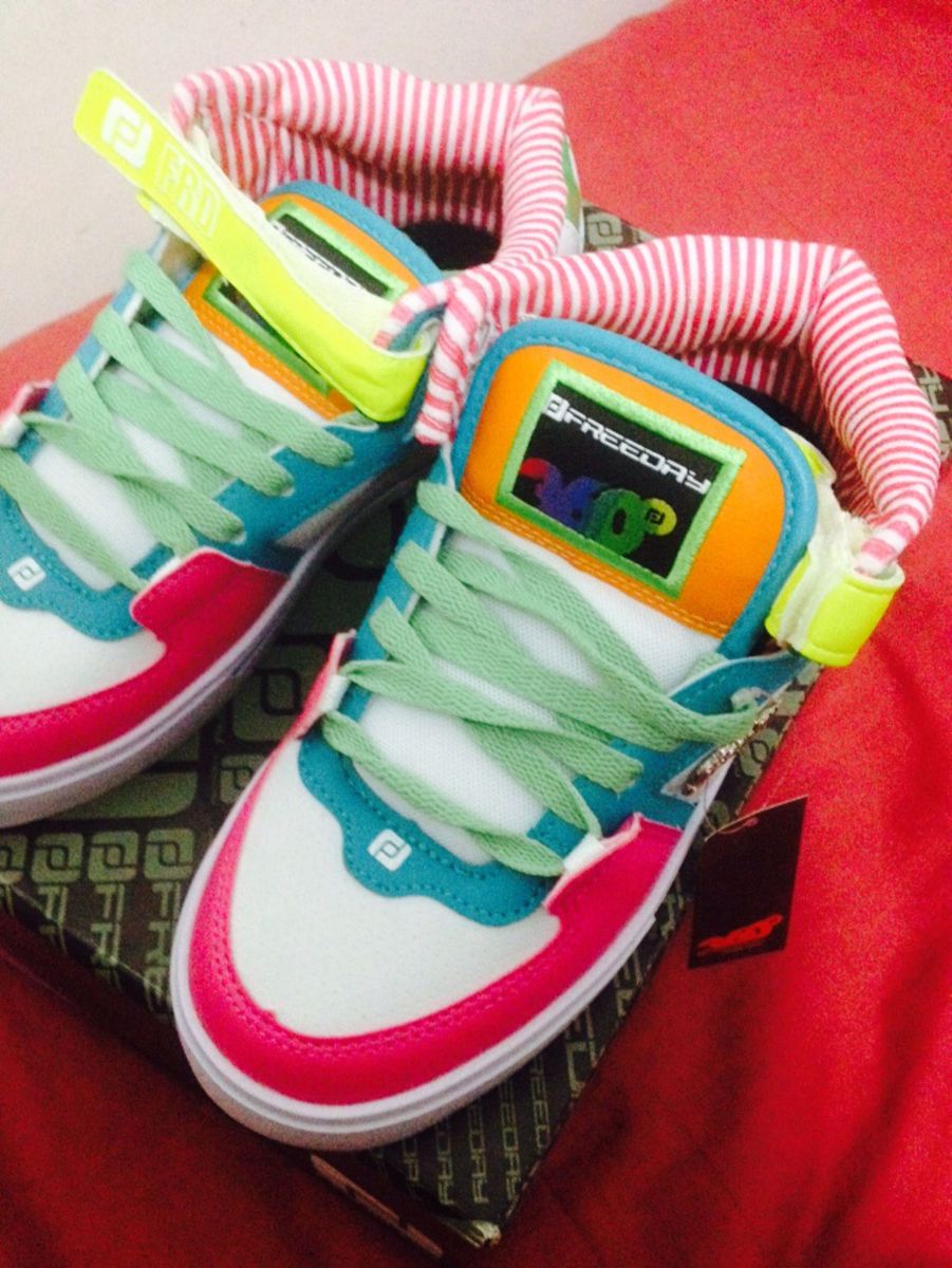 tenis freeday colorido