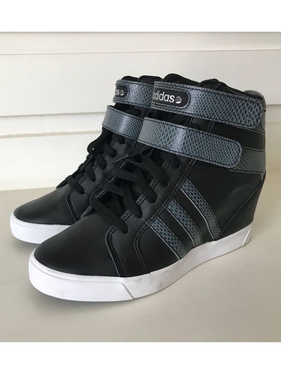 sapatenis pegada passarela