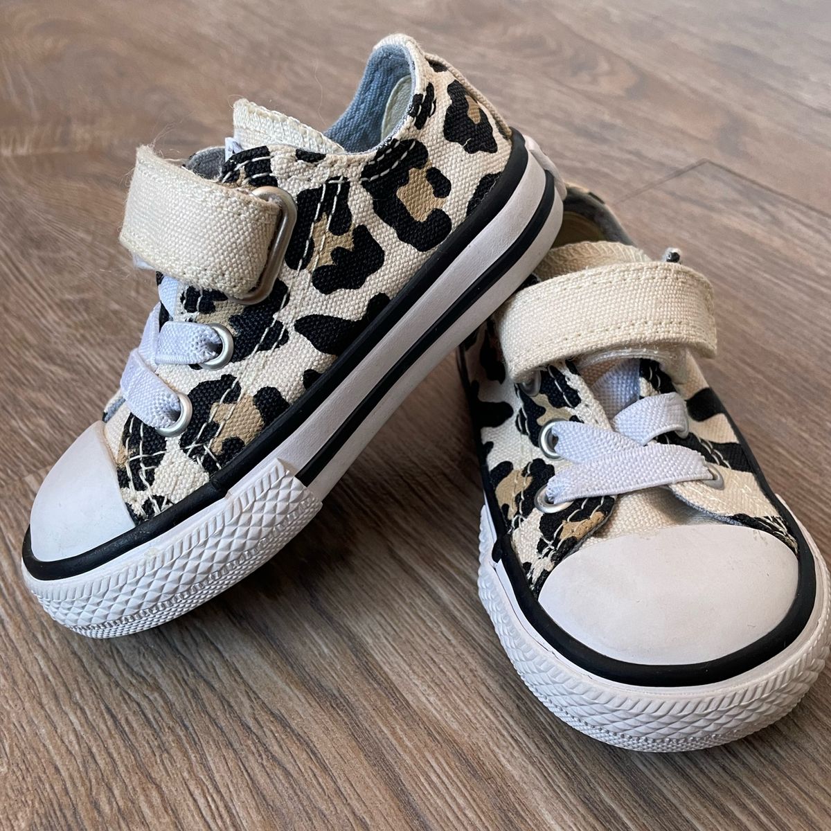 converse bebe cuir