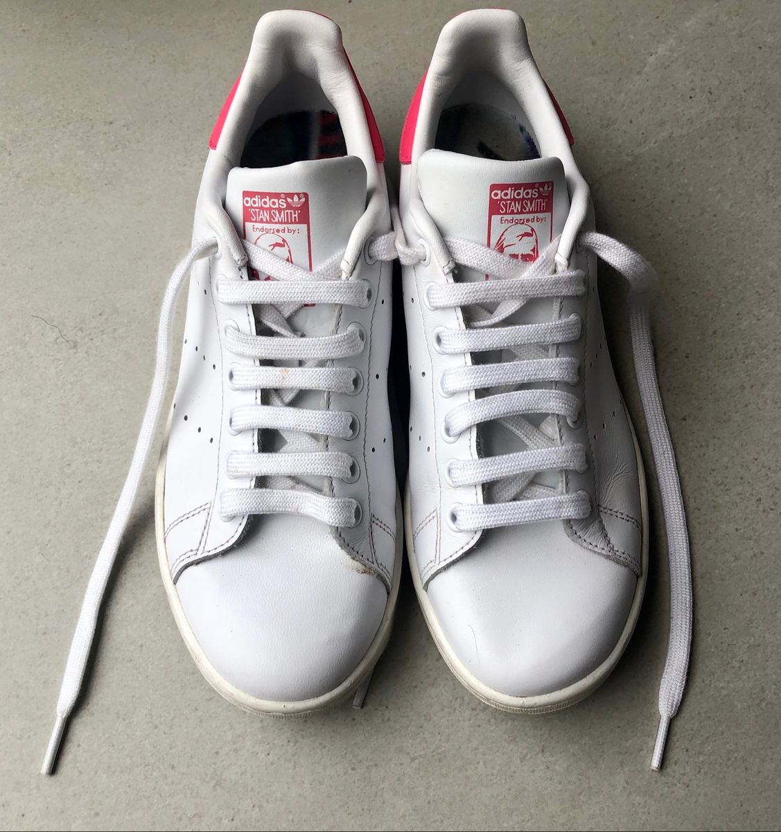 tenis adidas em couro legitimo