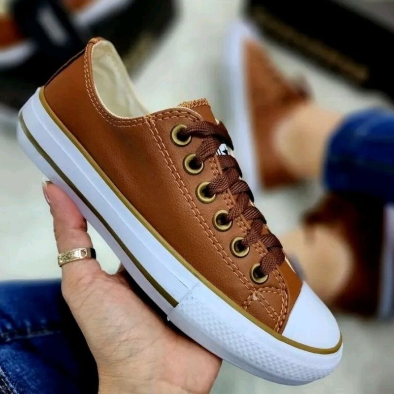 Tênis All Star Branco e Vermelho Courino Premium