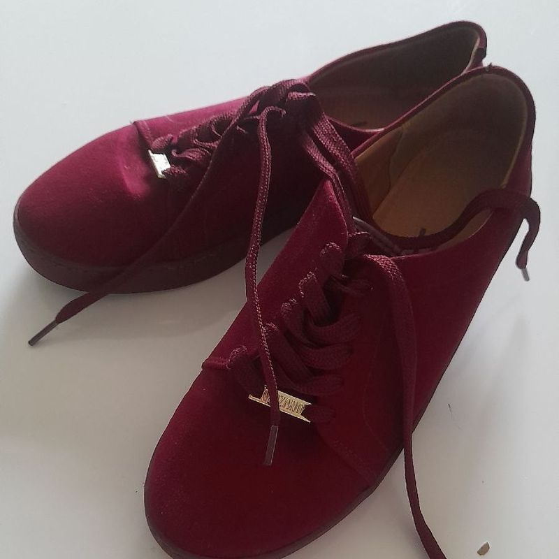 Tênis da Vizzano de Camurça Semi-Novo-Cor Vinho Tênis Feminino