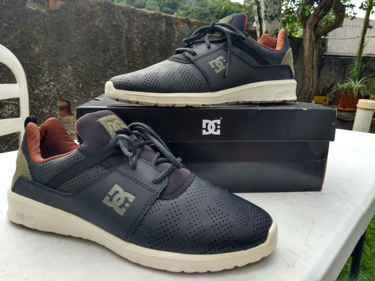 tenis dc couro