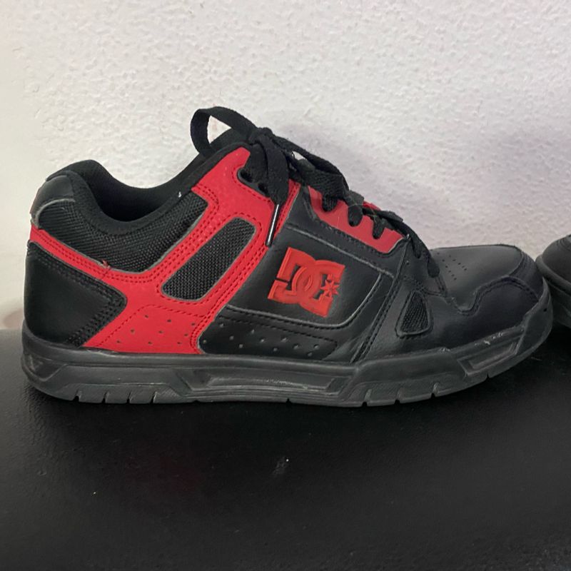 Tênis Dcshoes Masculino Preto e Vermelho Dc Shoes Usado