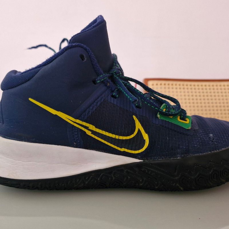 Kyrie 5 blue and hot sale yellow