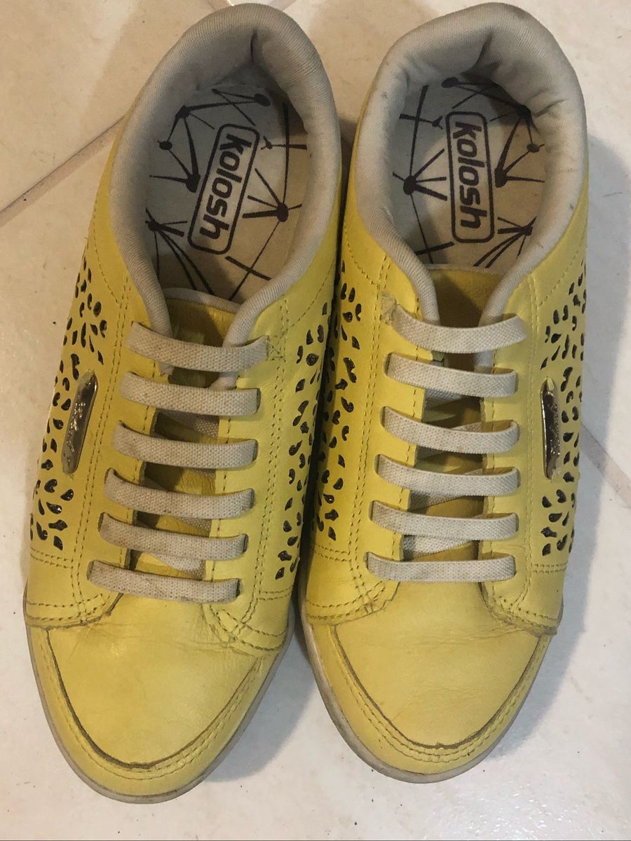 tenis kolosh amarelo