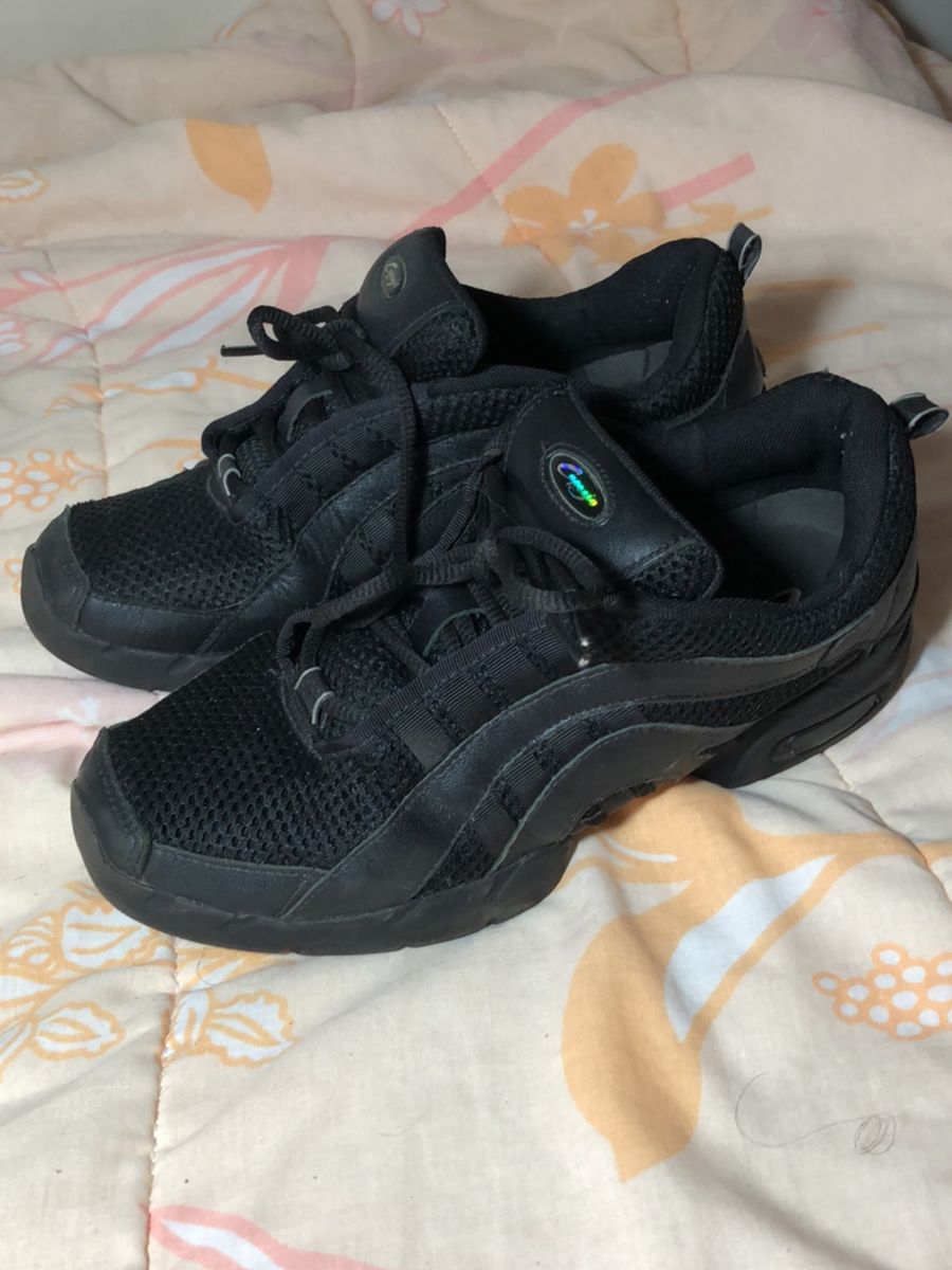 tenis de dança capezio