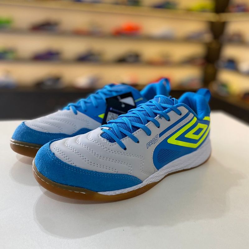 Tenis de futsal umbro best sale pro 3