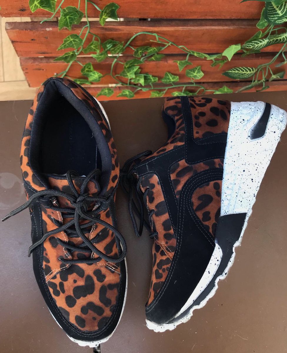 tenis onça riachuelo