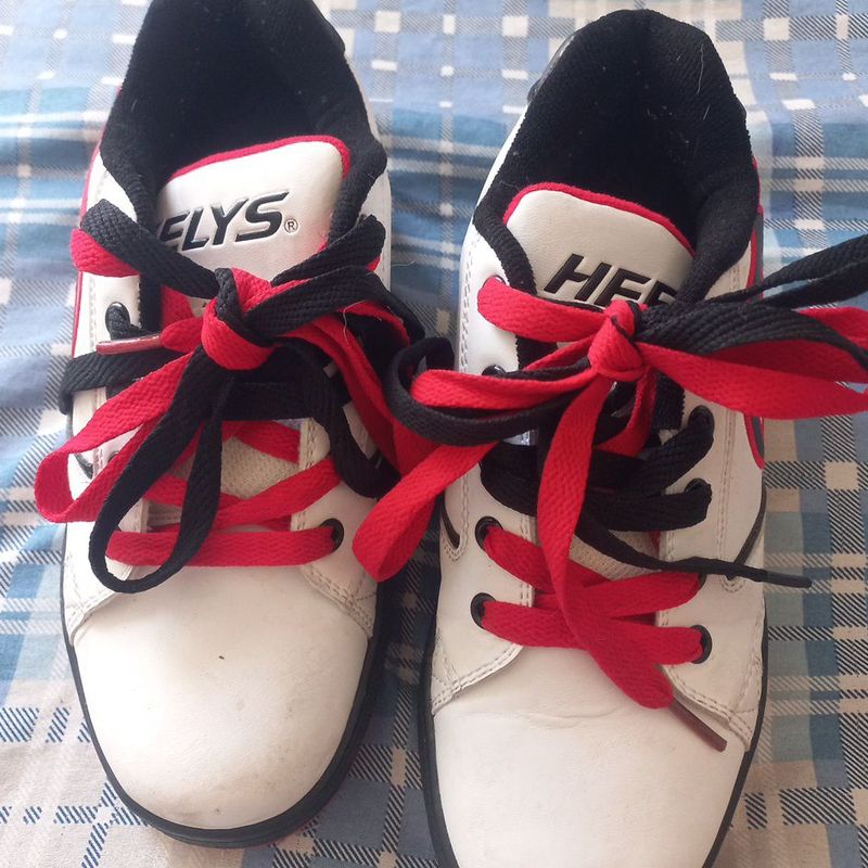 Tênis de best sale rodinha heelys